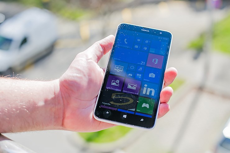 Nokia Lumia 1320 (32).jpg